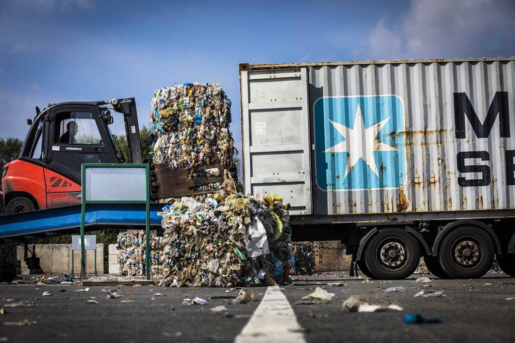 Urheberrechtlich geschuetzte Aufnahmen. Jede Verwendung ist honorarpflichtig und muss beim Urheber angezeigt werden!  [CREDIT: Lars Berg / WWW.LARSBERG.EU - Lars Berg, Von der Tinnenstrasse 13, 48145 Muenster, Germany, mobile +49 179 1379630, Bank: Commerzbank Mnster, IBAN: DE09 4008 0040 0600 9372 00 BIC: DRES DE FF 400, Finanzamt Muenster-Innenstadt, Steuernummer 337/5017/1774, USt-IdNr. DE247738150 - Verwendung nur gegen Namensnennung, Beleg und Honorar entsprechend aktueller MFMPreisliste zzgl. 7 Prozent MwSt - Bei der Verwendung ausserhalb journalistischer Berichterstattung (z.B. Werbung etc.) bitte vorher mit dem Autor Kontakt aufnehmen. Es wird grundsaetzlich keine Einholung von Persoenlichkeits-, Kunst- oder Markenrechten zugesichert, es sei denn, dies ist hier in der Bildbeschriftung ausdruecklich vermerkt. Die Einholung dieser Rechte obliegt dem Nutzer. Es gelten die unter WWW.LARSBERG.EU aufgefuehrten AGB. - NO MODEL RELEASE - ]