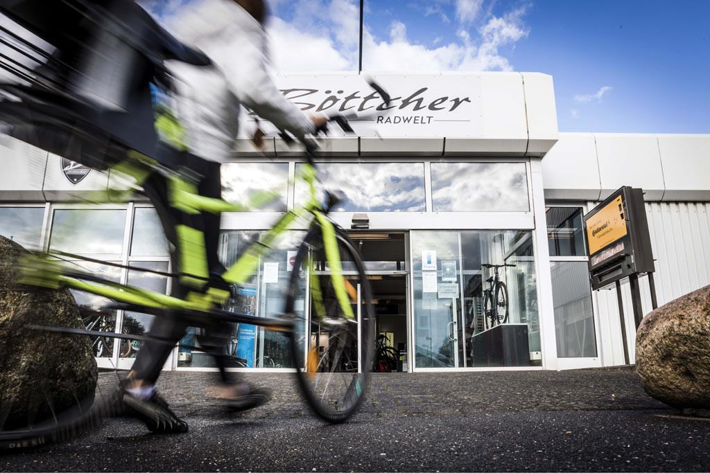 Urheberrechtlich geschuetzte Aufnahmen. Jede Verwendung ist honorarpflichtig und muss beim Urheber angezeigt werden!  [CREDIT: Lars Berg / WWW.LARSBERG.EU - Lars Berg, Von der Tinnenstrasse 13, 48145 Muenster, Germany, mobile +49 179 1379630, Bank: Commerzbank Mnster, IBAN: DE09 4008 0040 0600 9372 00 BIC: DRES DE FF 400, Finanzamt Muenster-Innenstadt, Steuernummer 337/5017/1774, USt-IdNr. DE247738150 - Verwendung nur gegen Namensnennung, Beleg und Honorar entsprechend aktueller MFMPreisliste zzgl. 7 Prozent MwSt - Bei der Verwendung ausserhalb journalistischer Berichterstattung (z.B. Werbung etc.) bitte vorher mit dem Autor Kontakt aufnehmen. Es wird grundsaetzlich keine Einholung von Persoenlichkeits-, Kunst- oder Markenrechten zugesichert, es sei denn, dies ist hier in der Bildbeschriftung ausdruecklich vermerkt. Die Einholung dieser Rechte obliegt dem Nutzer. Es gelten die unter WWW.LARSBERG.EU aufgefuehrten AGB. - NO MODEL RELEASE - ]