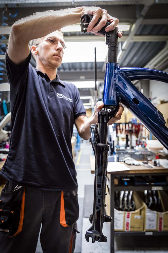 Urheberrechtlich geschuetzte Aufnahmen. Jede Verwendung ist honorarpflichtig und muss beim Urheber angezeigt werden!  [CREDIT: Lars Berg / WWW.LARSBERG.EU - Lars Berg, Von der Tinnenstrasse 13, 48145 Muenster, Germany, mobile +49 179 1379630, Bank: Commerzbank Mnster, IBAN: DE09 4008 0040 0600 9372 00 BIC: DRES DE FF 400, Finanzamt Muenster-Innenstadt, Steuernummer 337/5017/1774, USt-IdNr. DE247738150 - Verwendung nur gegen Namensnennung, Beleg und Honorar entsprechend aktueller MFMPreisliste zzgl. 7 Prozent MwSt - Bei der Verwendung ausserhalb journalistischer Berichterstattung (z.B. Werbung etc.) bitte vorher mit dem Autor Kontakt aufnehmen. Es wird grundsaetzlich keine Einholung von Persoenlichkeits-, Kunst- oder Markenrechten zugesichert, es sei denn, dies ist hier in der Bildbeschriftung ausdruecklich vermerkt. Die Einholung dieser Rechte obliegt dem Nutzer. Es gelten die unter WWW.LARSBERG.EU aufgefuehrten AGB. - NO MODEL RELEASE - ]