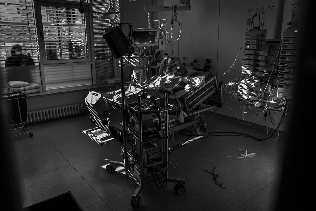 Urheberrechtlich geschuetzte Aufnahmen. Jede Verwendung ist honorarpflichtig und muss beim Urheber angezeigt werden!  [CREDIT: Lars Berg / WWW.LARSBERG.EU - Lars Berg, Von der Tinnenstrasse 13, 48145 Muenster, Germany, mobile +49 179 1379630, Bank: Commerzbank Mnster, IBAN: DE09 4008 0040 0600 9372 00 BIC: DRES DE FF 400, Finanzamt Muenster-Innenstadt, Steuernummer 337/5017/1774, USt-IdNr. DE247738150 - Verwendung nur gegen Namensnennung, Beleg und Honorar entsprechend aktueller MFMPreisliste zzgl. 7 Prozent MwSt - Bei der Verwendung ausserhalb journalistischer Berichterstattung (z.B. Werbung etc.) bitte vorher mit dem Autor Kontakt aufnehmen. Es wird grundsaetzlich keine Einholung von Persoenlichkeits-, Kunst- oder Markenrechten zugesichert, es sei denn, dies ist hier in der Bildbeschriftung ausdruecklich vermerkt. Die Einholung dieser Rechte obliegt dem Nutzer. Es gelten die unter WWW.LARSBERG.EU aufgefuehrten AGB. - NO MODEL RELEASE - ]