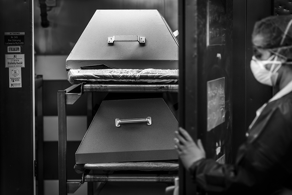 Urheberrechtlich geschuetzte Aufnahmen. Jede Verwendung ist honorarpflichtig und muss beim Urheber angezeigt werden!  [CREDIT: Lars Berg / WWW.LARSBERG.EU - Lars Berg, Von der Tinnenstrasse 13, 48145 Muenster, Germany, mobile +49 179 1379630, Bank: Commerzbank Mnster, IBAN: DE09 4008 0040 0600 9372 00 BIC: DRES DE FF 400, Finanzamt Muenster-Innenstadt, Steuernummer 337/5017/1774, USt-IdNr. DE247738150 - Verwendung nur gegen Namensnennung, Beleg und Honorar entsprechend aktueller MFMPreisliste zzgl. 7 Prozent MwSt - Bei der Verwendung ausserhalb journalistischer Berichterstattung (z.B. Werbung etc.) bitte vorher mit dem Autor Kontakt aufnehmen. Es wird grundsaetzlich keine Einholung von Persoenlichkeits-, Kunst- oder Markenrechten zugesichert, es sei denn, dies ist hier in der Bildbeschriftung ausdruecklich vermerkt. Die Einholung dieser Rechte obliegt dem Nutzer. Es gelten die unter WWW.LARSBERG.EU aufgefuehrten AGB. - NO MODEL RELEASE - ]