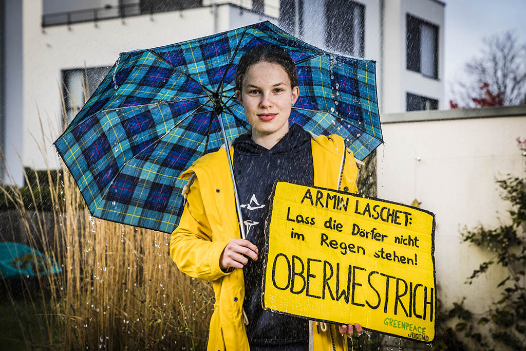Urheberrechtlich geschuetzte Aufnahmen. Jede Verwendung ist honorarpflichtig und muss beim Urheber angezeigt werden!  [CREDIT: Lars Berg / WWW.LARSBERG.EU - Lars Berg, Von der Tinnenstrasse 13, 48145 Muenster, Germany, mobile +49 179 1379630, Bank: Commerzbank Mnster, IBAN: DE09 4008 0040 0600 9372 00 BIC: DRES DE FF 400, Finanzamt Muenster-Innenstadt, Steuernummer 337/5017/1774, USt-IdNr. DE247738150 - Verwendung nur gegen Namensnennung, Beleg und Honorar entsprechend aktueller MFMPreisliste zzgl. 7 Prozent MwSt - Bei der Verwendung ausserhalb journalistischer Berichterstattung (z.B. Werbung etc.) bitte vorher mit dem Autor Kontakt aufnehmen. Es wird grundsaetzlich keine Einholung von Persoenlichkeits-, Kunst- oder Markenrechten zugesichert, es sei denn, dies ist hier in der Bildbeschriftung ausdruecklich vermerkt. Die Einholung dieser Rechte obliegt dem Nutzer. Es gelten die unter WWW.LARSBERG.EU aufgefuehrten AGB. - NO MODEL RELEASE - ]