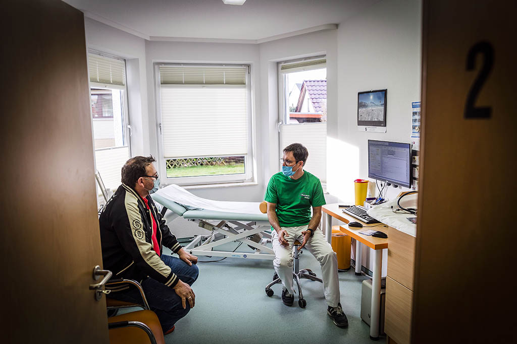 Urheberrechtlich geschuetzte Aufnahmen. Jede Verwendung ist honorarpflichtig und muss beim Urheber angezeigt werden!  [CREDIT: Lars Berg / WWW.LARSBERG.EU - Lars Berg, Von der Tinnenstrasse 13, 48145 Muenster, Germany, mobile +49 179 1379630, Bank: Commerzbank Mnster, IBAN: DE09 4008 0040 0600 9372 00 BIC: DRES DE FF 400, Finanzamt Muenster-Innenstadt, Steuernummer 337/5017/1774, USt-IdNr. DE247738150 - Verwendung nur gegen Namensnennung, Beleg und Honorar entsprechend aktueller MFMPreisliste zzgl. 7 Prozent MwSt - Bei der Verwendung ausserhalb journalistischer Berichterstattung (z.B. Werbung etc.) bitte vorher mit dem Autor Kontakt aufnehmen. Es wird grundsaetzlich keine Einholung von Persoenlichkeits-, Kunst- oder Markenrechten zugesichert, es sei denn, dies ist hier in der Bildbeschriftung ausdruecklich vermerkt. Die Einholung dieser Rechte obliegt dem Nutzer. Es gelten die unter WWW.LARSBERG.EU aufgefuehrten AGB. - NO MODEL RELEASE - ]