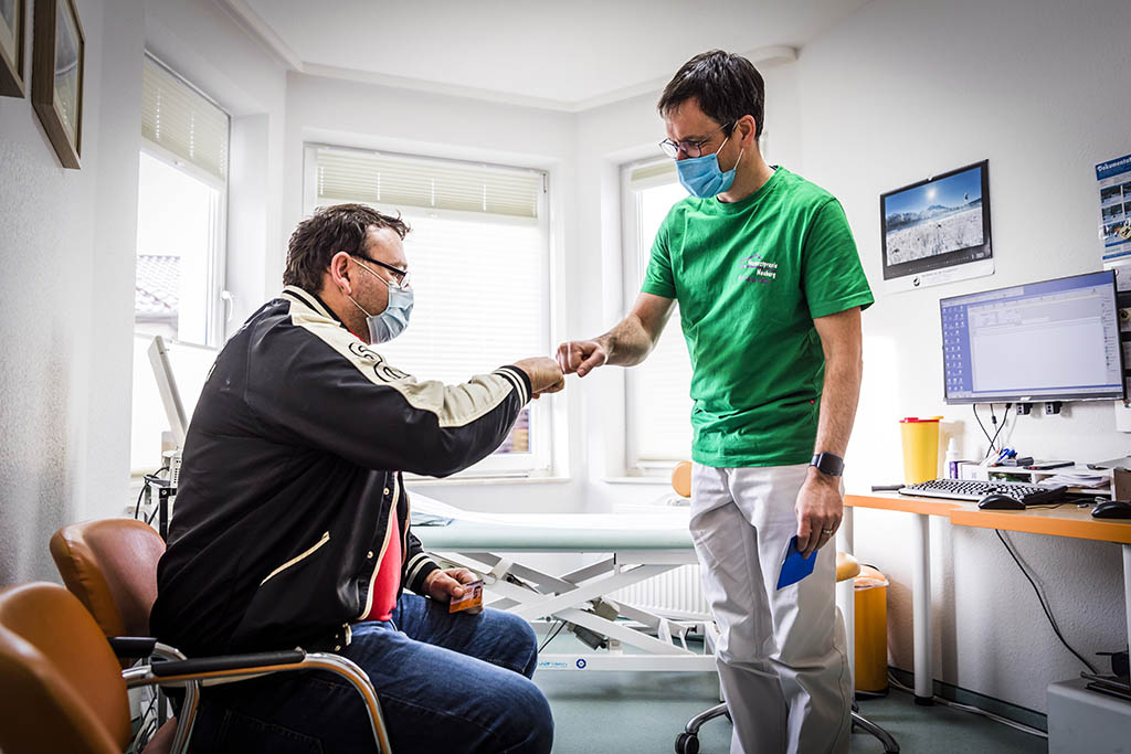 Urheberrechtlich geschuetzte Aufnahmen. Jede Verwendung ist honorarpflichtig und muss beim Urheber angezeigt werden!  [CREDIT: Lars Berg / WWW.LARSBERG.EU - Lars Berg, Von der Tinnenstrasse 13, 48145 Muenster, Germany, mobile +49 179 1379630, Bank: Commerzbank Mnster, IBAN: DE09 4008 0040 0600 9372 00 BIC: DRES DE FF 400, Finanzamt Muenster-Innenstadt, Steuernummer 337/5017/1774, USt-IdNr. DE247738150 - Verwendung nur gegen Namensnennung, Beleg und Honorar entsprechend aktueller MFMPreisliste zzgl. 7 Prozent MwSt - Bei der Verwendung ausserhalb journalistischer Berichterstattung (z.B. Werbung etc.) bitte vorher mit dem Autor Kontakt aufnehmen. Es wird grundsaetzlich keine Einholung von Persoenlichkeits-, Kunst- oder Markenrechten zugesichert, es sei denn, dies ist hier in der Bildbeschriftung ausdruecklich vermerkt. Die Einholung dieser Rechte obliegt dem Nutzer. Es gelten die unter WWW.LARSBERG.EU aufgefuehrten AGB. - NO MODEL RELEASE - ]