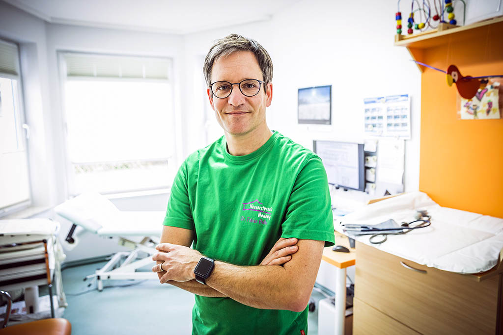 Urheberrechtlich geschuetzte Aufnahmen. Jede Verwendung ist honorarpflichtig und muss beim Urheber angezeigt werden!  [CREDIT: Lars Berg / WWW.LARSBERG.EU - Lars Berg, Von der Tinnenstrasse 13, 48145 Muenster, Germany, mobile +49 179 1379630, Bank: Commerzbank Mnster, IBAN: DE09 4008 0040 0600 9372 00 BIC: DRES DE FF 400, Finanzamt Muenster-Innenstadt, Steuernummer 337/5017/1774, USt-IdNr. DE247738150 - Verwendung nur gegen Namensnennung, Beleg und Honorar entsprechend aktueller MFMPreisliste zzgl. 7 Prozent MwSt - Bei der Verwendung ausserhalb journalistischer Berichterstattung (z.B. Werbung etc.) bitte vorher mit dem Autor Kontakt aufnehmen. Es wird grundsaetzlich keine Einholung von Persoenlichkeits-, Kunst- oder Markenrechten zugesichert, es sei denn, dies ist hier in der Bildbeschriftung ausdruecklich vermerkt. Die Einholung dieser Rechte obliegt dem Nutzer. Es gelten die unter WWW.LARSBERG.EU aufgefuehrten AGB. - NO MODEL RELEASE - ]