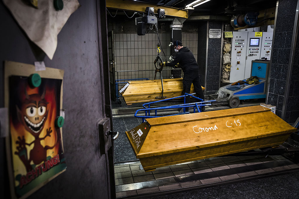 Urheberrechtlich geschuetzte Aufnahmen. Jede Verwendung ist honorarpflichtig und muss beim Urheber angezeigt werden!  [CREDIT: Lars Berg / WWW.LARSBERG.EU - Lars Berg, Von der Tinnenstrasse 13, 48145 Muenster, Germany, mobile +49 179 1379630, Bank: Commerzbank Mnster, IBAN: DE09 4008 0040 0600 9372 00 BIC: DRES DE FF 400, Finanzamt Muenster-Innenstadt, Steuernummer 337/5017/1774, USt-IdNr. DE247738150 - Verwendung nur gegen Namensnennung, Beleg und Honorar entsprechend aktueller MFMPreisliste zzgl. 7 Prozent MwSt - Bei der Verwendung ausserhalb journalistischer Berichterstattung (z.B. Werbung etc.) bitte vorher mit dem Autor Kontakt aufnehmen. Es wird grundsaetzlich keine Einholung von Persoenlichkeits-, Kunst- oder Markenrechten zugesichert, es sei denn, dies ist hier in der Bildbeschriftung ausdruecklich vermerkt. Die Einholung dieser Rechte obliegt dem Nutzer. Es gelten die unter WWW.LARSBERG.EU aufgefuehrten AGB. - NO MODEL RELEASE - ]