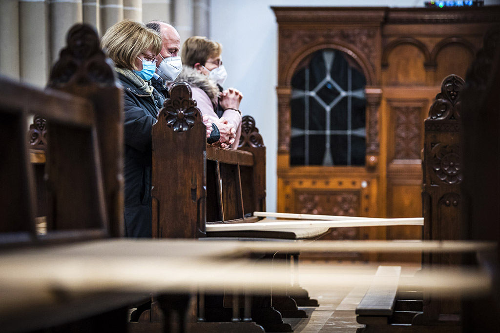 Urheberrechtlich geschuetzte Aufnahmen. Jede Verwendung ist honorarpflichtig und muss beim Urheber angezeigt werden!  [CREDIT: Lars Berg / WWW.LARSBERG.EU - Lars Berg, Von der Tinnenstrasse 13, 48145 Muenster, Germany, mobile +49 179 1379630, Bank: Commerzbank Mnster, IBAN: DE09 4008 0040 0600 9372 00 BIC: DRES DE FF 400, Finanzamt Muenster-Innenstadt, Steuernummer 337/5017/1774, USt-IdNr. DE247738150 - Verwendung nur gegen Namensnennung, Beleg und Honorar entsprechend aktueller MFMPreisliste zzgl. 7 Prozent MwSt - Bei der Verwendung ausserhalb journalistischer Berichterstattung (z.B. Werbung etc.) bitte vorher mit dem Autor Kontakt aufnehmen. Es wird grundsaetzlich keine Einholung von Persoenlichkeits-, Kunst- oder Markenrechten zugesichert, es sei denn, dies ist hier in der Bildbeschriftung ausdruecklich vermerkt. Die Einholung dieser Rechte obliegt dem Nutzer. Es gelten die unter WWW.LARSBERG.EU aufgefuehrten AGB. - NO MODEL RELEASE - ]