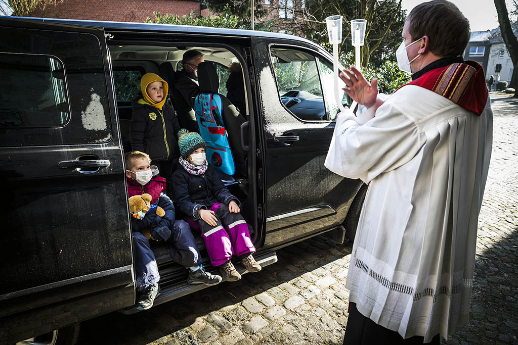 Urheberrechtlich geschuetzte Aufnahmen. Jede Verwendung ist honorarpflichtig und muss beim Urheber angezeigt werden!  [CREDIT: Lars Berg / WWW.LARSBERG.EU - Lars Berg, Von der Tinnenstrasse 13, 48145 Muenster, Germany, mobile +49 179 1379630, Bank: Commerzbank Mnster, IBAN: DE09 4008 0040 0600 9372 00 BIC: DRES DE FF 400, Finanzamt Muenster-Innenstadt, Steuernummer 337/5017/1774, USt-IdNr. DE247738150 - Verwendung nur gegen Namensnennung, Beleg und Honorar entsprechend aktueller MFMPreisliste zzgl. 7 Prozent MwSt - Bei der Verwendung ausserhalb journalistischer Berichterstattung (z.B. Werbung etc.) bitte vorher mit dem Autor Kontakt aufnehmen. Es wird grundsaetzlich keine Einholung von Persoenlichkeits-, Kunst- oder Markenrechten zugesichert, es sei denn, dies ist hier in der Bildbeschriftung ausdruecklich vermerkt. Die Einholung dieser Rechte obliegt dem Nutzer. Es gelten die unter WWW.LARSBERG.EU aufgefuehrten AGB. - NO MODEL RELEASE - ]
