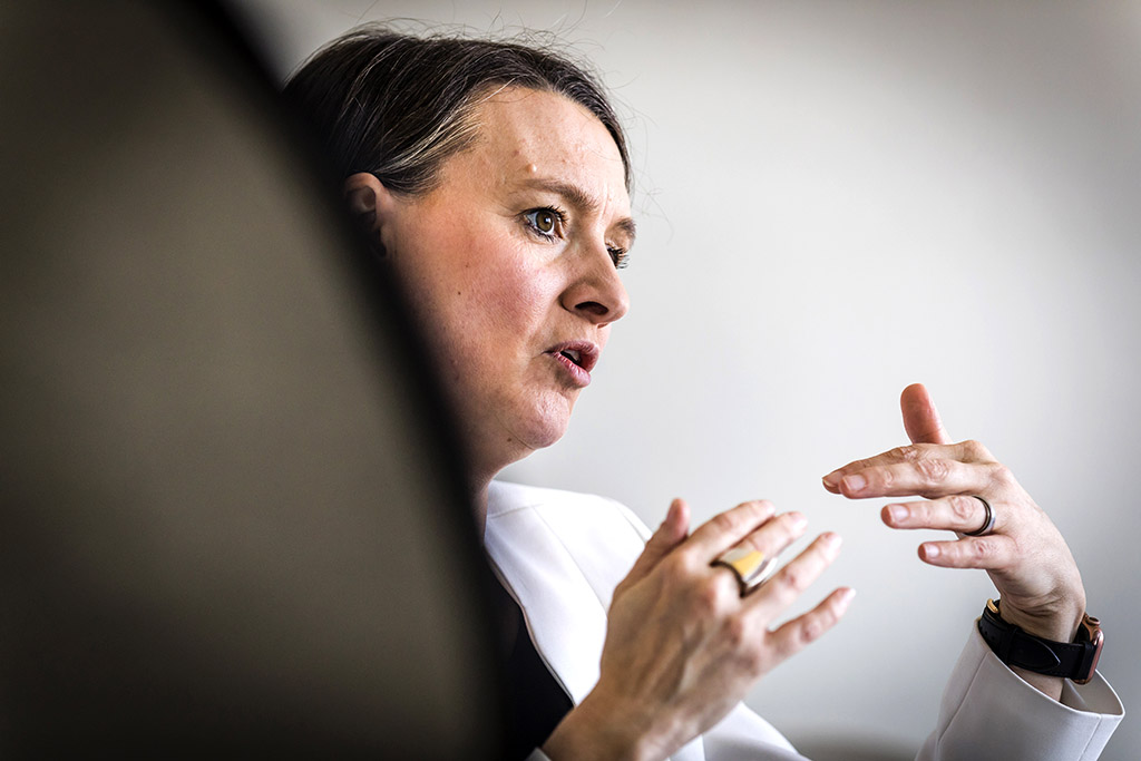 Urheberrechtlich geschuetzte Aufnahmen. Jede Verwendung ist honorarpflichtig und muss beim Urheber angezeigt werden!  [CREDIT: Lars Berg / WWW.LARSBERG.EU - Lars Berg, Von der Tinnenstrasse 13, 48145 Muenster, Germany, mobile +49 179 1379630, Bank: Commerzbank Mnster, IBAN: DE09 4008 0040 0600 9372 00 BIC: DRES DE FF 400, Finanzamt Muenster-Innenstadt, Steuernummer 337/5017/1774, USt-IdNr. DE247738150 - Verwendung nur gegen Namensnennung, Beleg und Honorar entsprechend aktueller MFMPreisliste zzgl. 7 Prozent MwSt - Bei der Verwendung ausserhalb journalistischer Berichterstattung (z.B. Werbung etc.) bitte vorher mit dem Autor Kontakt aufnehmen. Es wird grundsaetzlich keine Einholung von Persoenlichkeits-, Kunst- oder Markenrechten zugesichert, es sei denn, dies ist hier in der Bildbeschriftung ausdruecklich vermerkt. Die Einholung dieser Rechte obliegt dem Nutzer. Es gelten die unter WWW.LARSBERG.EU aufgefuehrten AGB. - NO MODEL RELEASE - ]