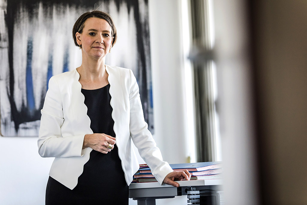 Urheberrechtlich geschuetzte Aufnahmen. Jede Verwendung ist honorarpflichtig und muss beim Urheber angezeigt werden!  [CREDIT: Lars Berg / WWW.LARSBERG.EU - Lars Berg, Von der Tinnenstrasse 13, 48145 Muenster, Germany, mobile +49 179 1379630, Bank: Commerzbank Mnster, IBAN: DE09 4008 0040 0600 9372 00 BIC: DRES DE FF 400, Finanzamt Muenster-Innenstadt, Steuernummer 337/5017/1774, USt-IdNr. DE247738150 - Verwendung nur gegen Namensnennung, Beleg und Honorar entsprechend aktueller MFMPreisliste zzgl. 7 Prozent MwSt - Bei der Verwendung ausserhalb journalistischer Berichterstattung (z.B. Werbung etc.) bitte vorher mit dem Autor Kontakt aufnehmen. Es wird grundsaetzlich keine Einholung von Persoenlichkeits-, Kunst- oder Markenrechten zugesichert, es sei denn, dies ist hier in der Bildbeschriftung ausdruecklich vermerkt. Die Einholung dieser Rechte obliegt dem Nutzer. Es gelten die unter WWW.LARSBERG.EU aufgefuehrten AGB. - NO MODEL RELEASE - ]