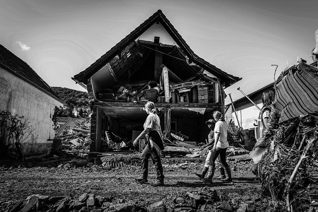 Urheberrechtlich geschuetzte Aufnahmen. Jede Verwendung ist honorarpflichtig und muss beim Urheber angezeigt werden!  [CREDIT: Lars Berg / WWW.LARSBERG.EU - Lars Berg, Von der Tinnenstrasse 13, 48145 Muenster, Germany, mobile +49 179 1379630, Bank: Commerzbank Mnster, IBAN: DE09 4008 0040 0600 9372 00 BIC: DRES DE FF 400, Finanzamt Muenster-Innenstadt, Steuernummer 337/5017/1774, USt-IdNr. DE247738150 - Verwendung nur gegen Namensnennung, Beleg und Honorar entsprechend aktueller MFMPreisliste zzgl. 7 Prozent MwSt - Bei der Verwendung ausserhalb journalistischer Berichterstattung (z.B. Werbung etc.) bitte vorher mit dem Autor Kontakt aufnehmen. Es wird grundsaetzlich keine Einholung von Persoenlichkeits-, Kunst- oder Markenrechten zugesichert, es sei denn, dies ist hier in der Bildbeschriftung ausdruecklich vermerkt. Die Einholung dieser Rechte obliegt dem Nutzer. Es gelten die unter WWW.LARSBERG.EU aufgefuehrten AGB. - NO MODEL RELEASE - ]