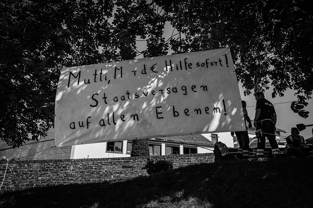 Urheberrechtlich geschuetzte Aufnahmen. Jede Verwendung ist honorarpflichtig und muss beim Urheber angezeigt werden!  [CREDIT: Lars Berg / WWW.LARSBERG.EU - Lars Berg, Von der Tinnenstrasse 13, 48145 Muenster, Germany, mobile +49 179 1379630, Bank: Commerzbank Mnster, IBAN: DE09 4008 0040 0600 9372 00 BIC: DRES DE FF 400, Finanzamt Muenster-Innenstadt, Steuernummer 337/5017/1774, USt-IdNr. DE247738150 - Verwendung nur gegen Namensnennung, Beleg und Honorar entsprechend aktueller MFMPreisliste zzgl. 7 Prozent MwSt - Bei der Verwendung ausserhalb journalistischer Berichterstattung (z.B. Werbung etc.) bitte vorher mit dem Autor Kontakt aufnehmen. Es wird grundsaetzlich keine Einholung von Persoenlichkeits-, Kunst- oder Markenrechten zugesichert, es sei denn, dies ist hier in der Bildbeschriftung ausdruecklich vermerkt. Die Einholung dieser Rechte obliegt dem Nutzer. Es gelten die unter WWW.LARSBERG.EU aufgefuehrten AGB. - NO MODEL RELEASE - ]