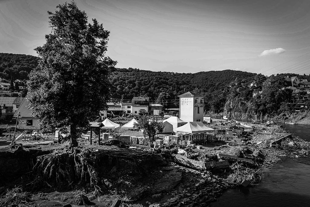 Urheberrechtlich geschuetzte Aufnahmen. Jede Verwendung ist honorarpflichtig und muss beim Urheber angezeigt werden!  [CREDIT: Lars Berg / WWW.LARSBERG.EU - Lars Berg, Von der Tinnenstrasse 13, 48145 Muenster, Germany, mobile +49 179 1379630, Bank: Commerzbank Mnster, IBAN: DE09 4008 0040 0600 9372 00 BIC: DRES DE FF 400, Finanzamt Muenster-Innenstadt, Steuernummer 337/5017/1774, USt-IdNr. DE247738150 - Verwendung nur gegen Namensnennung, Beleg und Honorar entsprechend aktueller MFMPreisliste zzgl. 7 Prozent MwSt - Bei der Verwendung ausserhalb journalistischer Berichterstattung (z.B. Werbung etc.) bitte vorher mit dem Autor Kontakt aufnehmen. Es wird grundsaetzlich keine Einholung von Persoenlichkeits-, Kunst- oder Markenrechten zugesichert, es sei denn, dies ist hier in der Bildbeschriftung ausdruecklich vermerkt. Die Einholung dieser Rechte obliegt dem Nutzer. Es gelten die unter WWW.LARSBERG.EU aufgefuehrten AGB. - NO MODEL RELEASE - ]
