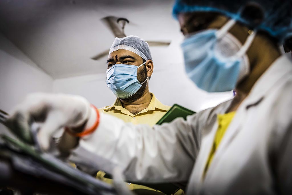 Urheberrechtlich geschuetzte Aufnahmen. Jede Verwendung ist honorarpflichtig und muss beim Urheber angezeigt werden!  [CREDIT: Lars Berg / WWW.LARSBERG.EU - Lars Berg, Von der Tinnenstrasse 13, 48145 Muenster, Germany, mobile +49 179 1379630, Bank: Commerzbank Mnster, IBAN: DE09 4008 0040 0600 9372 00 BIC: DRES DE FF 400, Finanzamt Muenster-Innenstadt, Steuernummer 337/5017/1774, USt-IdNr. DE247738150 - Verwendung nur gegen Namensnennung, Beleg und Honorar entsprechend aktueller MFMPreisliste zzgl. 7 Prozent MwSt - Bei der Verwendung ausserhalb journalistischer Berichterstattung (z.B. Werbung etc.) bitte vorher mit dem Autor Kontakt aufnehmen. Es wird grundsaetzlich keine Einholung von Persoenlichkeits-, Kunst- oder Markenrechten zugesichert, es sei denn, dies ist hier in der Bildbeschriftung ausdruecklich vermerkt. Die Einholung dieser Rechte obliegt dem Nutzer. Es gelten die unter WWW.LARSBERG.EU aufgefuehrten AGB. - NO MODEL RELEASE - ]