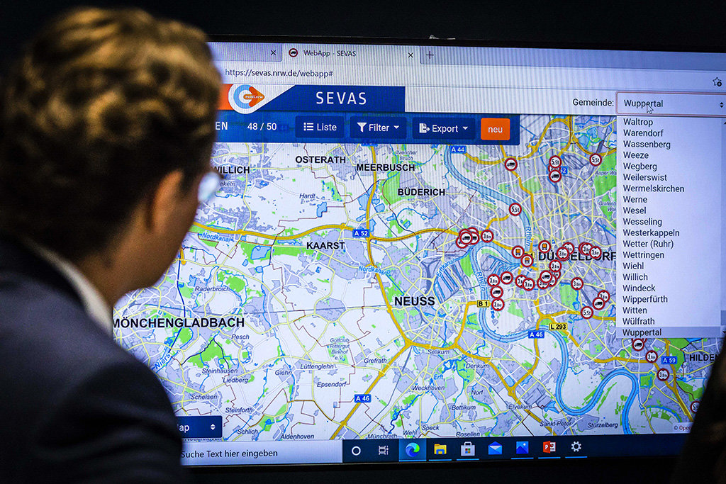 Urheberrechtlich geschuetzte Aufnahmen. Jede Verwendung ist honorarpflichtig und muss beim Urheber angezeigt werden!  [CREDIT: Lars Berg / WWW.LARSBERG.EU - Lars Berg, Von der Tinnenstrasse 13, 48145 Muenster, Germany, mobile +49 179 1379630, Bank: Commerzbank Mnster, IBAN: DE09 4008 0040 0600 9372 00 BIC: DRES DE FF 400, Finanzamt Muenster-Innenstadt, Steuernummer 337/5017/1774, USt-IdNr. DE247738150 - Verwendung nur gegen Namensnennung, Beleg und Honorar entsprechend aktueller MFMPreisliste zzgl. 7 Prozent MwSt - Bei der Verwendung ausserhalb journalistischer Berichterstattung (z.B. Werbung etc.) bitte vorher mit dem Autor Kontakt aufnehmen. Es wird grundsaetzlich keine Einholung von Persoenlichkeits-, Kunst- oder Markenrechten zugesichert, es sei denn, dies ist hier in der Bildbeschriftung ausdruecklich vermerkt. Die Einholung dieser Rechte obliegt dem Nutzer. Es gelten die unter WWW.LARSBERG.EU aufgefuehrten AGB. - NO MODEL RELEASE - ]