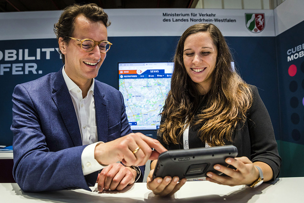 Urheberrechtlich geschuetzte Aufnahmen. Jede Verwendung ist honorarpflichtig und muss beim Urheber angezeigt werden!  [CREDIT: Lars Berg / WWW.LARSBERG.EU - Lars Berg, Von der Tinnenstrasse 13, 48145 Muenster, Germany, mobile +49 179 1379630, Bank: Commerzbank Mnster, IBAN: DE09 4008 0040 0600 9372 00 BIC: DRES DE FF 400, Finanzamt Muenster-Innenstadt, Steuernummer 337/5017/1774, USt-IdNr. DE247738150 - Verwendung nur gegen Namensnennung, Beleg und Honorar entsprechend aktueller MFMPreisliste zzgl. 7 Prozent MwSt - Bei der Verwendung ausserhalb journalistischer Berichterstattung (z.B. Werbung etc.) bitte vorher mit dem Autor Kontakt aufnehmen. Es wird grundsaetzlich keine Einholung von Persoenlichkeits-, Kunst- oder Markenrechten zugesichert, es sei denn, dies ist hier in der Bildbeschriftung ausdruecklich vermerkt. Die Einholung dieser Rechte obliegt dem Nutzer. Es gelten die unter WWW.LARSBERG.EU aufgefuehrten AGB. - NO MODEL RELEASE - ]