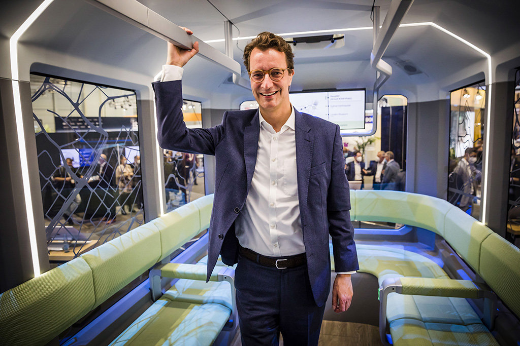 Urheberrechtlich geschuetzte Aufnahmen. Jede Verwendung ist honorarpflichtig und muss beim Urheber angezeigt werden!  [CREDIT: Lars Berg / WWW.LARSBERG.EU - Lars Berg, Von der Tinnenstrasse 13, 48145 Muenster, Germany, mobile +49 179 1379630, Bank: Commerzbank Mnster, IBAN: DE09 4008 0040 0600 9372 00 BIC: DRES DE FF 400, Finanzamt Muenster-Innenstadt, Steuernummer 337/5017/1774, USt-IdNr. DE247738150 - Verwendung nur gegen Namensnennung, Beleg und Honorar entsprechend aktueller MFMPreisliste zzgl. 7 Prozent MwSt - Bei der Verwendung ausserhalb journalistischer Berichterstattung (z.B. Werbung etc.) bitte vorher mit dem Autor Kontakt aufnehmen. Es wird grundsaetzlich keine Einholung von Persoenlichkeits-, Kunst- oder Markenrechten zugesichert, es sei denn, dies ist hier in der Bildbeschriftung ausdruecklich vermerkt. Die Einholung dieser Rechte obliegt dem Nutzer. Es gelten die unter WWW.LARSBERG.EU aufgefuehrten AGB. - NO MODEL RELEASE - ]