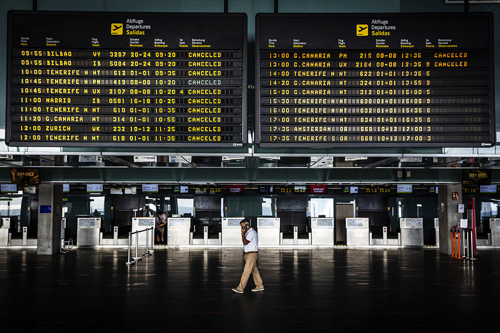 Urheberrechtlich geschuetzte Aufnahmen. Jede Verwendung ist honorarpflichtig und muss beim Urheber angezeigt werden!  [CREDIT: Lars Berg / WWW.LARSBERG.EU - Lars Berg, Von der Tinnenstrasse 13, 48145 Muenster, Germany, mobile +49 179 1379630, Bank: Commerzbank Mnster, IBAN: DE09 4008 0040 0600 9372 00 BIC: DRES DE FF 400, Finanzamt Muenster-Innenstadt, Steuernummer 337/5017/1774, USt-IdNr. DE247738150 - Verwendung nur gegen Namensnennung, Beleg und Honorar entsprechend aktueller MFMPreisliste zzgl. 7 Prozent MwSt - Bei der Verwendung ausserhalb journalistischer Berichterstattung (z.B. Werbung etc.) bitte vorher mit dem Autor Kontakt aufnehmen. Es wird grundsaetzlich keine Einholung von Persoenlichkeits-, Kunst- oder Markenrechten zugesichert, es sei denn, dies ist hier in der Bildbeschriftung ausdruecklich vermerkt. Die Einholung dieser Rechte obliegt dem Nutzer. Es gelten die unter WWW.LARSBERG.EU aufgefuehrten AGB. - NO MODEL RELEASE - ]
