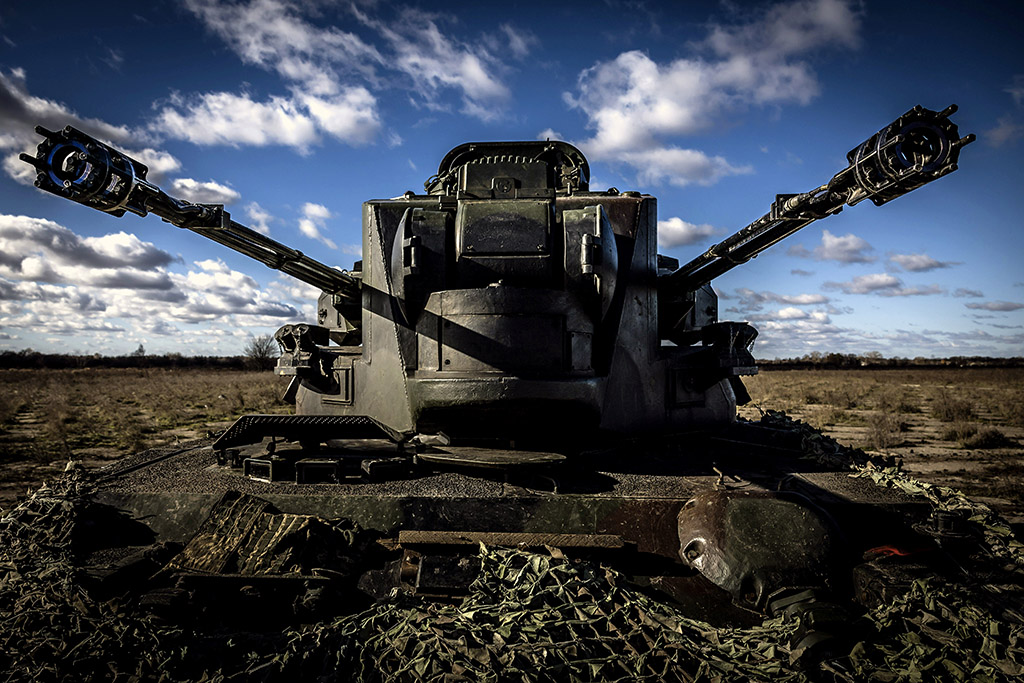 Urheberrechtlich geschuetzte Aufnahmen. Jede Verwendung ist honorarpflichtig und muss beim Urheber angezeigt werden!  [CREDIT: Lars Berg / WWW.LARSBERG.EU - Lars Berg, Von der Tinnenstrasse 13, 48145 Muenster, Germany, mobile +49 179 1379630, Bank: Commerzbank Mnster, IBAN: DE09 4008 0040 0600 9372 00 BIC: DRES DE FF 400, Finanzamt Muenster-Innenstadt, Steuernummer 337/5017/1774, USt-IdNr. DE247738150 - Verwendung nur gegen Namensnennung, Beleg und Honorar entsprechend aktueller MFMPreisliste zzgl. 7 Prozent MwSt - Bei der Verwendung ausserhalb journalistischer Berichterstattung (z.B. Werbung etc.) bitte vorher mit dem Autor Kontakt aufnehmen. Es wird grundsaetzlich keine Einholung von Persoenlichkeits-, Kunst- oder Markenrechten zugesichert, es sei denn, dies ist hier in der Bildbeschriftung ausdruecklich vermerkt. Die Einholung dieser Rechte obliegt dem Nutzer. Es gelten die unter WWW.LARSBERG.EU aufgefuehrten AGB. - NO MODEL RELEASE - ]