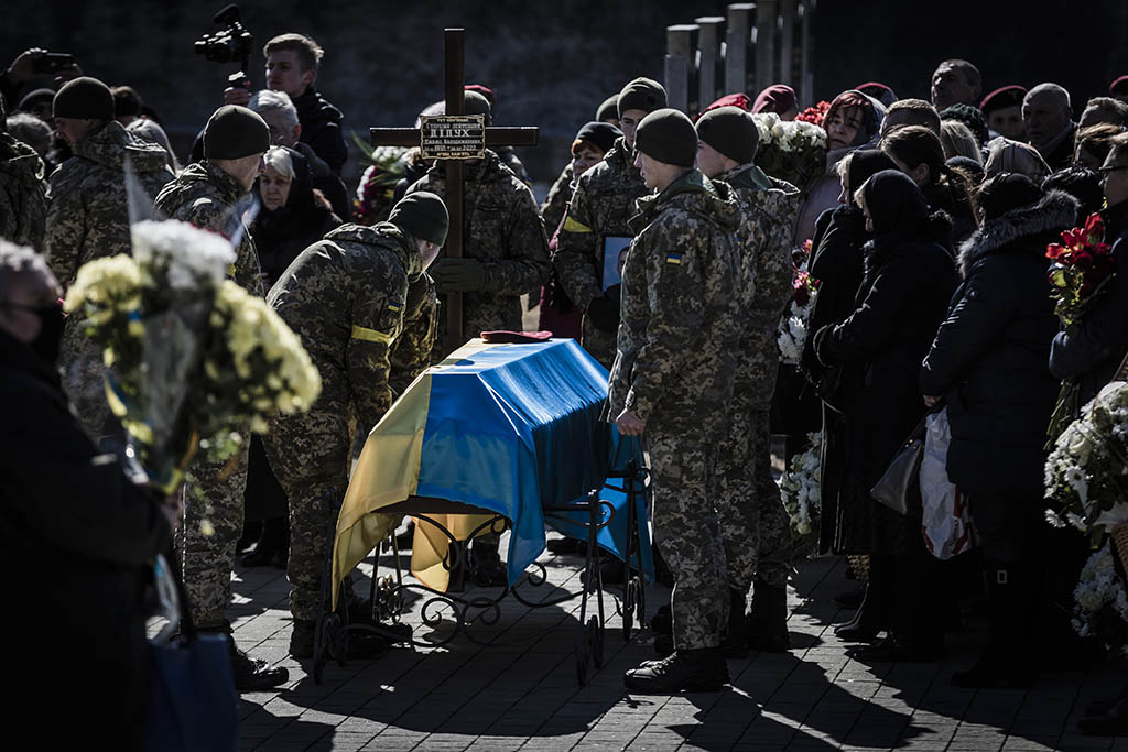Urheberrechtlich geschuetzte Aufnahmen. Jede Verwendung ist honorarpflichtig und muss beim Urheber angezeigt werden!  [CREDIT: Lars Berg / WWW.LARSBERG.EU - Lars Berg, Von der Tinnenstrasse 13, 48145 Muenster, Germany, mobile +49 179 1379630, Bank: Commerzbank Mnster, IBAN: DE09 4008 0040 0600 9372 00 BIC: DRES DE FF 400, Finanzamt Muenster-Innenstadt, Steuernummer 337/5017/1774, USt-IdNr. DE247738150 - Verwendung nur gegen Namensnennung, Beleg und Honorar entsprechend aktueller MFMPreisliste zzgl. 7 Prozent MwSt - Bei der Verwendung ausserhalb journalistischer Berichterstattung (z.B. Werbung etc.) bitte vorher mit dem Autor Kontakt aufnehmen. Es wird grundsaetzlich keine Einholung von Persoenlichkeits-, Kunst- oder Markenrechten zugesichert, es sei denn, dies ist hier in der Bildbeschriftung ausdruecklich vermerkt. Die Einholung dieser Rechte obliegt dem Nutzer. Es gelten die unter WWW.LARSBERG.EU aufgefuehrten AGB. - NO MODEL RELEASE - ]