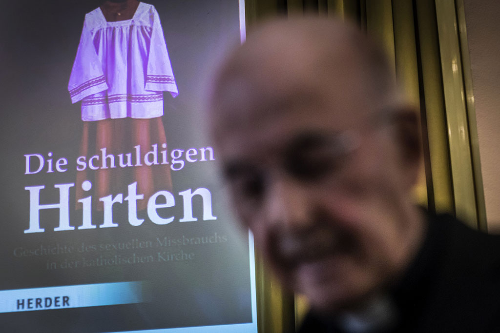 Urheberrechtlich geschuetzte Aufnahmen. Jede Verwendung ist honorarpflichtig und muss beim Urheber angezeigt werden!  [CREDIT: Lars Berg / WWW.LARSBERG.EU - Lars Berg, Von der Tinnenstrasse 13, 48145 Muenster, Germany, mobile +49 179 1379630, Bank: Commerzbank Mnster, IBAN: DE09 4008 0040 0600 9372 00 BIC: DRES DE FF 400, Finanzamt Muenster-Innenstadt, Steuernummer 337/5017/1774, USt-IdNr. DE247738150 - Verwendung nur gegen Namensnennung, Beleg und Honorar entsprechend aktueller MFMPreisliste zzgl. 7 Prozent MwSt - Bei der Verwendung ausserhalb journalistischer Berichterstattung (z.B. Werbung etc.) bitte vorher mit dem Autor Kontakt aufnehmen. Es wird grundsaetzlich keine Einholung von Persoenlichkeits-, Kunst- oder Markenrechten zugesichert, es sei denn, dies ist hier in der Bildbeschriftung ausdruecklich vermerkt. Die Einholung dieser Rechte obliegt dem Nutzer. Es gelten die unter WWW.LARSBERG.EU aufgefuehrten AGB. - NO MODEL RELEASE - ]