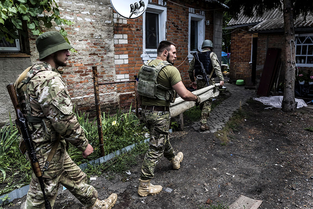 Urheberrechtlich geschuetzte Aufnahmen. Jede Verwendung ist honorarpflichtig und muss beim Urheber angezeigt werden!  [CREDIT: Lars Berg / WWW.LARSBERG.EU - Lars Berg, Von der Tinnenstrasse 13, 48145 Muenster, Germany, mobile +49 179 1379630, Bank: Commerzbank Mnster, IBAN: DE09 4008 0040 0600 9372 00 BIC: DRES DE FF 400, Finanzamt Muenster-Innenstadt, Steuernummer 337/5017/1774, USt-IdNr. DE247738150 - Verwendung nur gegen Namensnennung, Beleg und Honorar entsprechend aktueller MFMPreisliste zzgl. 7 Prozent MwSt - Bei der Verwendung ausserhalb journalistischer Berichterstattung (z.B. Werbung etc.) bitte vorher mit dem Autor Kontakt aufnehmen. Es wird grundsaetzlich keine Einholung von Persoenlichkeits-, Kunst- oder Markenrechten zugesichert, es sei denn, dies ist hier in der Bildbeschriftung ausdruecklich vermerkt. Die Einholung dieser Rechte obliegt dem Nutzer. Es gelten die unter WWW.LARSBERG.EU aufgefuehrten AGB. - NO MODEL RELEASE - ]