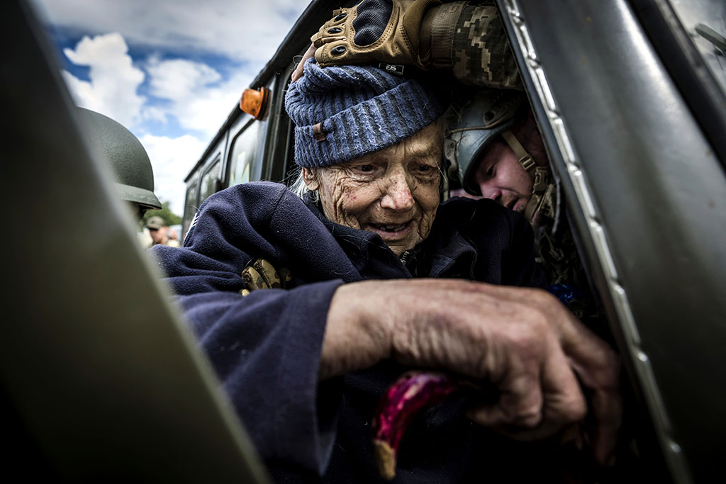 Urheberrechtlich geschuetzte Aufnahmen. Jede Verwendung ist honorarpflichtig und muss beim Urheber angezeigt werden!  [CREDIT: Lars Berg / WWW.LARSBERG.EU - Lars Berg, Von der Tinnenstrasse 13, 48145 Muenster, Germany, mobile +49 179 1379630, Bank: Commerzbank Mnster, IBAN: DE09 4008 0040 0600 9372 00 BIC: DRES DE FF 400, Finanzamt Muenster-Innenstadt, Steuernummer 337/5017/1774, USt-IdNr. DE247738150 - Verwendung nur gegen Namensnennung, Beleg und Honorar entsprechend aktueller MFMPreisliste zzgl. 7 Prozent MwSt - Bei der Verwendung ausserhalb journalistischer Berichterstattung (z.B. Werbung etc.) bitte vorher mit dem Autor Kontakt aufnehmen. Es wird grundsaetzlich keine Einholung von Persoenlichkeits-, Kunst- oder Markenrechten zugesichert, es sei denn, dies ist hier in der Bildbeschriftung ausdruecklich vermerkt. Die Einholung dieser Rechte obliegt dem Nutzer. Es gelten die unter WWW.LARSBERG.EU aufgefuehrten AGB. - NO MODEL RELEASE - ]