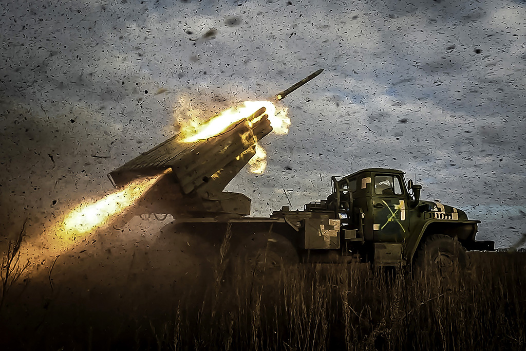 Urheberrechtlich geschuetzte Aufnahmen. Jede Verwendung ist honorarpflichtig und muss beim Urheber angezeigt werden!  [CREDIT: Lars Berg / WWW.LARSBERG.EU - Lars Berg, Von der Tinnenstrasse 13, 48145 Muenster, Germany, mobile +49 179 1379630, Bank: Commerzbank Mnster, IBAN: DE09 4008 0040 0600 9372 00 BIC: DRES DE FF 400, Finanzamt Muenster-Innenstadt, Steuernummer 337/5017/1774, USt-IdNr. DE247738150 - Verwendung nur gegen Namensnennung, Beleg und Honorar entsprechend aktueller MFMPreisliste zzgl. 7 Prozent MwSt - Bei der Verwendung ausserhalb journalistischer Berichterstattung (z.B. Werbung etc.) bitte vorher mit dem Autor Kontakt aufnehmen. Es wird grundsaetzlich keine Einholung von Persoenlichkeits-, Kunst- oder Markenrechten zugesichert, es sei denn, dies ist hier in der Bildbeschriftung ausdruecklich vermerkt. Die Einholung dieser Rechte obliegt dem Nutzer. Es gelten die unter WWW.LARSBERG.EU aufgefuehrten AGB. - NO MODEL RELEASE - ]