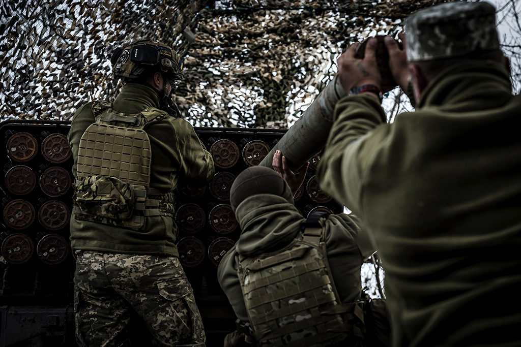 Urheberrechtlich geschuetzte Aufnahmen. Jede Verwendung ist honorarpflichtig und muss beim Urheber angezeigt werden!  [CREDIT: Lars Berg / WWW.LARSBERG.EU - Lars Berg, Von der Tinnenstrasse 13, 48145 Muenster, Germany, mobile +49 179 1379630, Bank: Commerzbank Mnster, IBAN: DE09 4008 0040 0600 9372 00 BIC: DRES DE FF 400, Finanzamt Muenster-Innenstadt, Steuernummer 337/5017/1774, USt-IdNr. DE247738150 - Verwendung nur gegen Namensnennung, Beleg und Honorar entsprechend aktueller MFMPreisliste zzgl. 7 Prozent MwSt - Bei der Verwendung ausserhalb journalistischer Berichterstattung (z.B. Werbung etc.) bitte vorher mit dem Autor Kontakt aufnehmen. Es wird grundsaetzlich keine Einholung von Persoenlichkeits-, Kunst- oder Markenrechten zugesichert, es sei denn, dies ist hier in der Bildbeschriftung ausdruecklich vermerkt. Die Einholung dieser Rechte obliegt dem Nutzer. Es gelten die unter WWW.LARSBERG.EU aufgefuehrten AGB. - NO MODEL RELEASE - ]