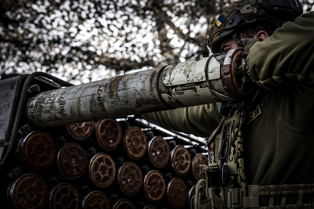 Urheberrechtlich geschuetzte Aufnahmen. Jede Verwendung ist honorarpflichtig und muss beim Urheber angezeigt werden!  [CREDIT: Lars Berg / WWW.LARSBERG.EU - Lars Berg, Von der Tinnenstrasse 13, 48145 Muenster, Germany, mobile +49 179 1379630, Bank: Commerzbank Mnster, IBAN: DE09 4008 0040 0600 9372 00 BIC: DRES DE FF 400, Finanzamt Muenster-Innenstadt, Steuernummer 337/5017/1774, USt-IdNr. DE247738150 - Verwendung nur gegen Namensnennung, Beleg und Honorar entsprechend aktueller MFMPreisliste zzgl. 7 Prozent MwSt - Bei der Verwendung ausserhalb journalistischer Berichterstattung (z.B. Werbung etc.) bitte vorher mit dem Autor Kontakt aufnehmen. Es wird grundsaetzlich keine Einholung von Persoenlichkeits-, Kunst- oder Markenrechten zugesichert, es sei denn, dies ist hier in der Bildbeschriftung ausdruecklich vermerkt. Die Einholung dieser Rechte obliegt dem Nutzer. Es gelten die unter WWW.LARSBERG.EU aufgefuehrten AGB. - NO MODEL RELEASE - ]