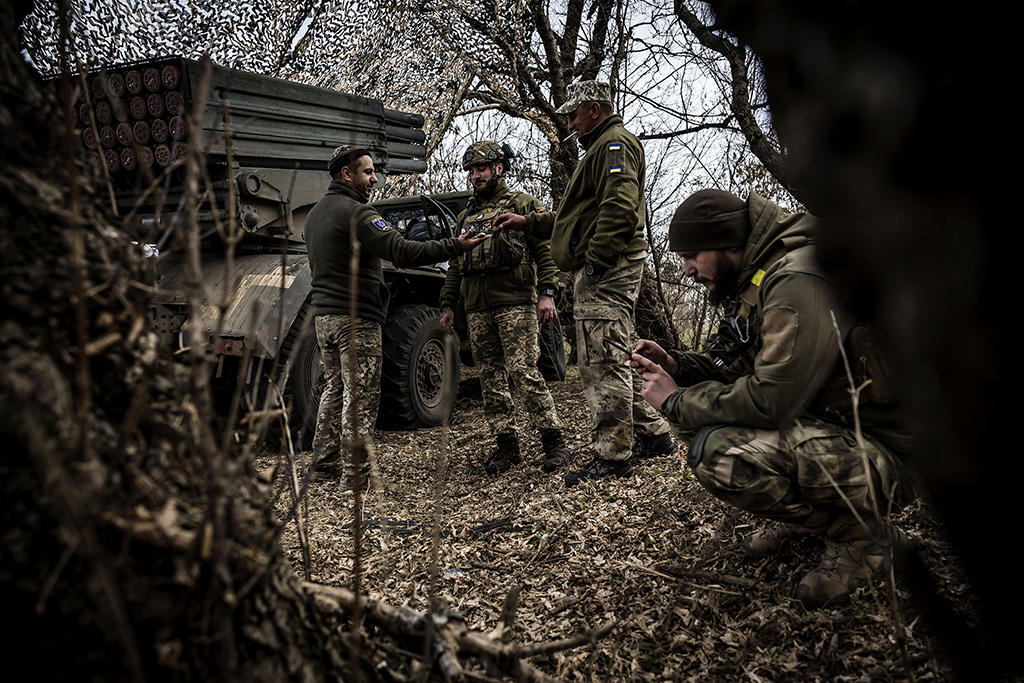 Urheberrechtlich geschuetzte Aufnahmen. Jede Verwendung ist honorarpflichtig und muss beim Urheber angezeigt werden!  [CREDIT: Lars Berg / WWW.LARSBERG.EU - Lars Berg, Von der Tinnenstrasse 13, 48145 Muenster, Germany, mobile +49 179 1379630, Bank: Commerzbank Mnster, IBAN: DE09 4008 0040 0600 9372 00 BIC: DRES DE FF 400, Finanzamt Muenster-Innenstadt, Steuernummer 337/5017/1774, USt-IdNr. DE247738150 - Verwendung nur gegen Namensnennung, Beleg und Honorar entsprechend aktueller MFMPreisliste zzgl. 7 Prozent MwSt - Bei der Verwendung ausserhalb journalistischer Berichterstattung (z.B. Werbung etc.) bitte vorher mit dem Autor Kontakt aufnehmen. Es wird grundsaetzlich keine Einholung von Persoenlichkeits-, Kunst- oder Markenrechten zugesichert, es sei denn, dies ist hier in der Bildbeschriftung ausdruecklich vermerkt. Die Einholung dieser Rechte obliegt dem Nutzer. Es gelten die unter WWW.LARSBERG.EU aufgefuehrten AGB. - NO MODEL RELEASE - ]