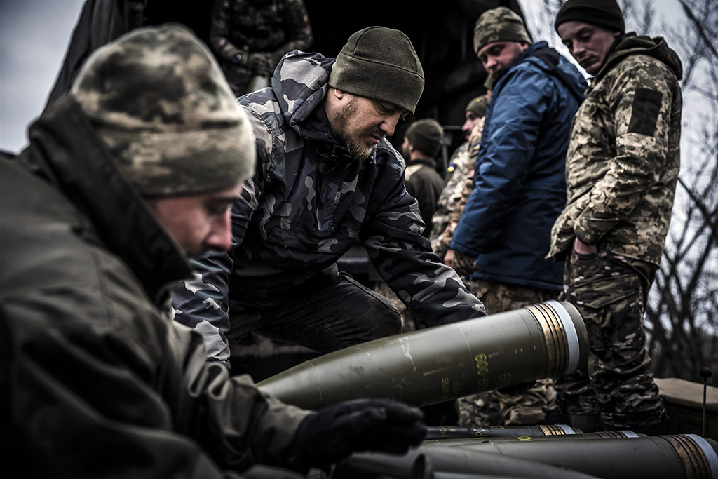 Urheberrechtlich geschuetzte Aufnahmen. Jede Verwendung ist honorarpflichtig und muss beim Urheber angezeigt werden!  [CREDIT: Lars Berg / WWW.LARSBERG.EU - Lars Berg, Von der Tinnenstrasse 13, 48145 Muenster, Germany, mobile +49 179 1379630, Bank: Commerzbank Mnster, IBAN: DE09 4008 0040 0600 9372 00 BIC: DRES DE FF 400, Finanzamt Muenster-Innenstadt, Steuernummer 337/5017/1774, USt-IdNr. DE247738150 - Verwendung nur gegen Namensnennung, Beleg und Honorar entsprechend aktueller MFMPreisliste zzgl. 7 Prozent MwSt - Bei der Verwendung ausserhalb journalistischer Berichterstattung (z.B. Werbung etc.) bitte vorher mit dem Autor Kontakt aufnehmen. Es wird grundsaetzlich keine Einholung von Persoenlichkeits-, Kunst- oder Markenrechten zugesichert, es sei denn, dies ist hier in der Bildbeschriftung ausdruecklich vermerkt. Die Einholung dieser Rechte obliegt dem Nutzer. Es gelten die unter WWW.LARSBERG.EU aufgefuehrten AGB. - NO MODEL RELEASE - ]