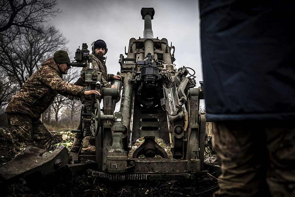 Urheberrechtlich geschuetzte Aufnahmen. Jede Verwendung ist honorarpflichtig und muss beim Urheber angezeigt werden!  [CREDIT: Lars Berg / WWW.LARSBERG.EU - Lars Berg, Von der Tinnenstrasse 13, 48145 Muenster, Germany, mobile +49 179 1379630, Bank: Commerzbank Mnster, IBAN: DE09 4008 0040 0600 9372 00 BIC: DRES DE FF 400, Finanzamt Muenster-Innenstadt, Steuernummer 337/5017/1774, USt-IdNr. DE247738150 - Verwendung nur gegen Namensnennung, Beleg und Honorar entsprechend aktueller MFMPreisliste zzgl. 7 Prozent MwSt - Bei der Verwendung ausserhalb journalistischer Berichterstattung (z.B. Werbung etc.) bitte vorher mit dem Autor Kontakt aufnehmen. Es wird grundsaetzlich keine Einholung von Persoenlichkeits-, Kunst- oder Markenrechten zugesichert, es sei denn, dies ist hier in der Bildbeschriftung ausdruecklich vermerkt. Die Einholung dieser Rechte obliegt dem Nutzer. Es gelten die unter WWW.LARSBERG.EU aufgefuehrten AGB. - NO MODEL RELEASE - ]