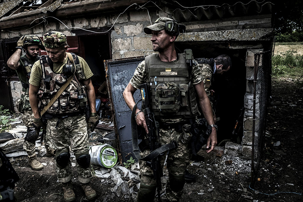 Urheberrechtlich geschuetzte Aufnahmen. Jede Verwendung ist honorarpflichtig und muss beim Urheber angezeigt werden!  [CREDIT: Lars Berg / WWW.LARSBERG.EU - Lars Berg, Von der Tinnenstrasse 13, 48145 Muenster, Germany, mobile +49 179 1379630, Bank: Commerzbank Mnster, IBAN: DE09 4008 0040 0600 9372 00 BIC: DRES DE FF 400, Finanzamt Muenster-Innenstadt, Steuernummer 337/5017/1774, USt-IdNr. DE247738150 - Verwendung nur gegen Namensnennung, Beleg und Honorar entsprechend aktueller MFMPreisliste zzgl. 7 Prozent MwSt - Bei der Verwendung ausserhalb journalistischer Berichterstattung (z.B. Werbung etc.) bitte vorher mit dem Autor Kontakt aufnehmen. Es wird grundsaetzlich keine Einholung von Persoenlichkeits-, Kunst- oder Markenrechten zugesichert, es sei denn, dies ist hier in der Bildbeschriftung ausdruecklich vermerkt. Die Einholung dieser Rechte obliegt dem Nutzer. Es gelten die unter WWW.LARSBERG.EU aufgefuehrten AGB. - NO MODEL RELEASE - ]