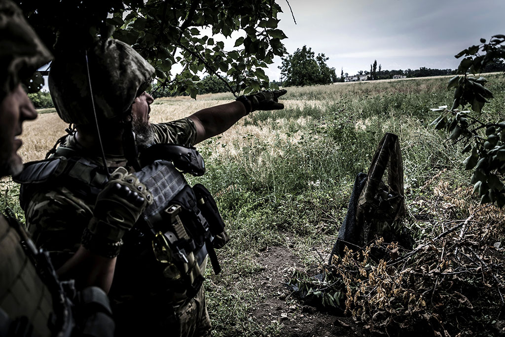 Urheberrechtlich geschuetzte Aufnahmen. Jede Verwendung ist honorarpflichtig und muss beim Urheber angezeigt werden!  [CREDIT: Lars Berg / WWW.LARSBERG.EU - Lars Berg, Von der Tinnenstrasse 13, 48145 Muenster, Germany, mobile +49 179 1379630, Bank: Commerzbank Mnster, IBAN: DE09 4008 0040 0600 9372 00 BIC: DRES DE FF 400, Finanzamt Muenster-Innenstadt, Steuernummer 337/5017/1774, USt-IdNr. DE247738150 - Verwendung nur gegen Namensnennung, Beleg und Honorar entsprechend aktueller MFMPreisliste zzgl. 7 Prozent MwSt - Bei der Verwendung ausserhalb journalistischer Berichterstattung (z.B. Werbung etc.) bitte vorher mit dem Autor Kontakt aufnehmen. Es wird grundsaetzlich keine Einholung von Persoenlichkeits-, Kunst- oder Markenrechten zugesichert, es sei denn, dies ist hier in der Bildbeschriftung ausdruecklich vermerkt. Die Einholung dieser Rechte obliegt dem Nutzer. Es gelten die unter WWW.LARSBERG.EU aufgefuehrten AGB. - NO MODEL RELEASE - ]
