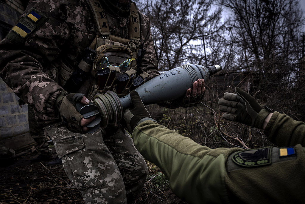 Urheberrechtlich geschuetzte Aufnahmen. Jede Verwendung ist honorarpflichtig und muss beim Urheber angezeigt werden!  [CREDIT: Lars Berg / WWW.LARSBERG.EU - Lars Berg, Von der Tinnenstrasse 13, 48145 Muenster, Germany, mobile +49 179 1379630, Bank: Commerzbank Mnster, IBAN: DE09 4008 0040 0600 9372 00 BIC: DRES DE FF 400, Finanzamt Muenster-Innenstadt, Steuernummer 337/5017/1774, USt-IdNr. DE247738150 - Verwendung nur gegen Namensnennung, Beleg und Honorar entsprechend aktueller MFMPreisliste zzgl. 7 Prozent MwSt - Bei der Verwendung ausserhalb journalistischer Berichterstattung (z.B. Werbung etc.) bitte vorher mit dem Autor Kontakt aufnehmen. Es wird grundsaetzlich keine Einholung von Persoenlichkeits-, Kunst- oder Markenrechten zugesichert, es sei denn, dies ist hier in der Bildbeschriftung ausdruecklich vermerkt. Die Einholung dieser Rechte obliegt dem Nutzer. Es gelten die unter WWW.LARSBERG.EU aufgefuehrten AGB. - NO MODEL RELEASE - ]
