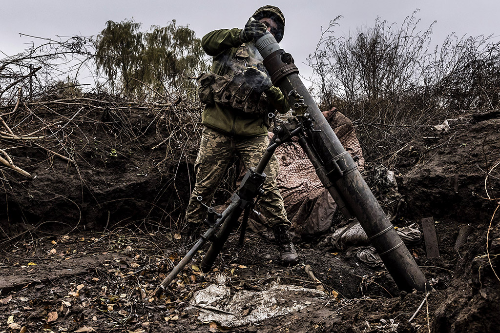 Urheberrechtlich geschuetzte Aufnahmen. Jede Verwendung ist honorarpflichtig und muss beim Urheber angezeigt werden!  [CREDIT: Lars Berg / WWW.LARSBERG.EU - Lars Berg, Von der Tinnenstrasse 13, 48145 Muenster, Germany, mobile +49 179 1379630, Bank: Commerzbank Mnster, IBAN: DE09 4008 0040 0600 9372 00 BIC: DRES DE FF 400, Finanzamt Muenster-Innenstadt, Steuernummer 337/5017/1774, USt-IdNr. DE247738150 - Verwendung nur gegen Namensnennung, Beleg und Honorar entsprechend aktueller MFMPreisliste zzgl. 7 Prozent MwSt - Bei der Verwendung ausserhalb journalistischer Berichterstattung (z.B. Werbung etc.) bitte vorher mit dem Autor Kontakt aufnehmen. Es wird grundsaetzlich keine Einholung von Persoenlichkeits-, Kunst- oder Markenrechten zugesichert, es sei denn, dies ist hier in der Bildbeschriftung ausdruecklich vermerkt. Die Einholung dieser Rechte obliegt dem Nutzer. Es gelten die unter WWW.LARSBERG.EU aufgefuehrten AGB. - NO MODEL RELEASE - ]