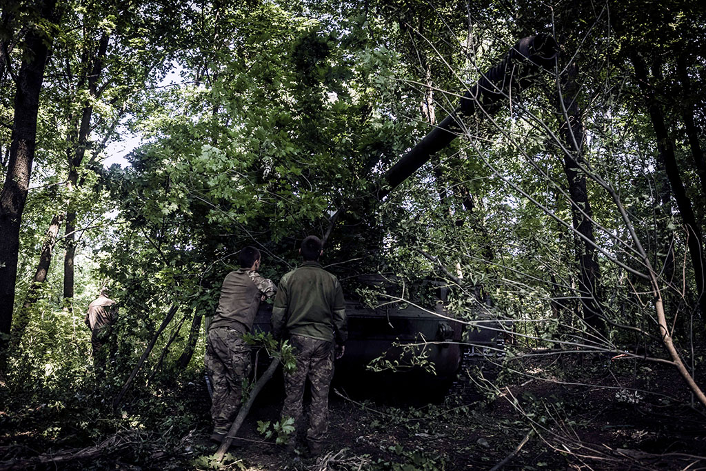 Urheberrechtlich geschuetzte Aufnahmen. Jede Verwendung ist honorarpflichtig und muss beim Urheber angezeigt werden!  [CREDIT: Lars Berg / WWW.LARSBERG.EU - Lars Berg, Von der Tinnenstrasse 13, 48145 Muenster, Germany, mobile +49 179 1379630, Bank: Commerzbank Mnster, IBAN: DE09 4008 0040 0600 9372 00 BIC: DRES DE FF 400, Finanzamt Muenster-Innenstadt, Steuernummer 337/5017/1774, USt-IdNr. DE247738150 - Verwendung nur gegen Namensnennung, Beleg und Honorar entsprechend aktueller MFMPreisliste zzgl. 7 Prozent MwSt - Bei der Verwendung ausserhalb journalistischer Berichterstattung (z.B. Werbung etc.) bitte vorher mit dem Autor Kontakt aufnehmen. Es wird grundsaetzlich keine Einholung von Persoenlichkeits-, Kunst- oder Markenrechten zugesichert, es sei denn, dies ist hier in der Bildbeschriftung ausdruecklich vermerkt. Die Einholung dieser Rechte obliegt dem Nutzer. Es gelten die unter WWW.LARSBERG.EU aufgefuehrten AGB. - NO MODEL RELEASE - ]