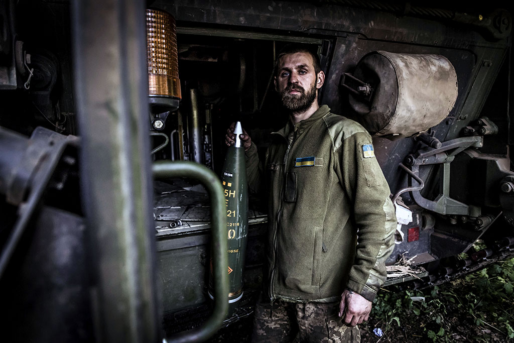 Urheberrechtlich geschuetzte Aufnahmen. Jede Verwendung ist honorarpflichtig und muss beim Urheber angezeigt werden!  [CREDIT: Lars Berg / WWW.LARSBERG.EU - Lars Berg, Von der Tinnenstrasse 13, 48145 Muenster, Germany, mobile +49 179 1379630, Bank: Commerzbank Mnster, IBAN: DE09 4008 0040 0600 9372 00 BIC: DRES DE FF 400, Finanzamt Muenster-Innenstadt, Steuernummer 337/5017/1774, USt-IdNr. DE247738150 - Verwendung nur gegen Namensnennung, Beleg und Honorar entsprechend aktueller MFMPreisliste zzgl. 7 Prozent MwSt - Bei der Verwendung ausserhalb journalistischer Berichterstattung (z.B. Werbung etc.) bitte vorher mit dem Autor Kontakt aufnehmen. Es wird grundsaetzlich keine Einholung von Persoenlichkeits-, Kunst- oder Markenrechten zugesichert, es sei denn, dies ist hier in der Bildbeschriftung ausdruecklich vermerkt. Die Einholung dieser Rechte obliegt dem Nutzer. Es gelten die unter WWW.LARSBERG.EU aufgefuehrten AGB. - NO MODEL RELEASE - ]