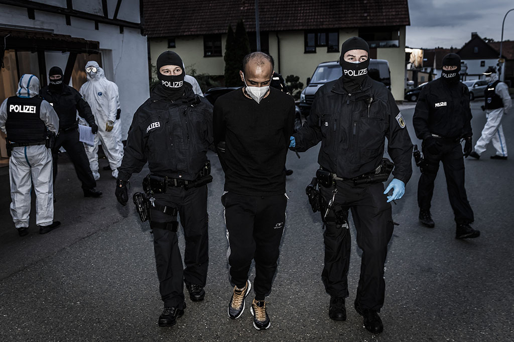 Urheberrechtlich geschuetzte Aufnahmen. Jede Verwendung ist honorarpflichtig und muss beim Urheber angezeigt werden!  [CREDIT: Lars Berg / WWW.LARSBERG.EU - Lars Berg, Von der Tinnenstrasse 13, 48145 Muenster, Germany, mobile +49 179 1379630, Bank: Commerzbank Mnster, IBAN: DE09 4008 0040 0600 9372 00 BIC: DRES DE FF 400, Finanzamt Muenster-Innenstadt, Steuernummer 337/5017/1774, USt-IdNr. DE247738150 - Verwendung nur gegen Namensnennung, Beleg und Honorar entsprechend aktueller MFMPreisliste zzgl. 7 Prozent MwSt - Bei der Verwendung ausserhalb journalistischer Berichterstattung (z.B. Werbung etc.) bitte vorher mit dem Autor Kontakt aufnehmen. Es wird grundsaetzlich keine Einholung von Persoenlichkeits-, Kunst- oder Markenrechten zugesichert, es sei denn, dies ist hier in der Bildbeschriftung ausdruecklich vermerkt. Die Einholung dieser Rechte obliegt dem Nutzer. Es gelten die unter WWW.LARSBERG.EU aufgefuehrten AGB. - NO MODEL RELEASE - ]