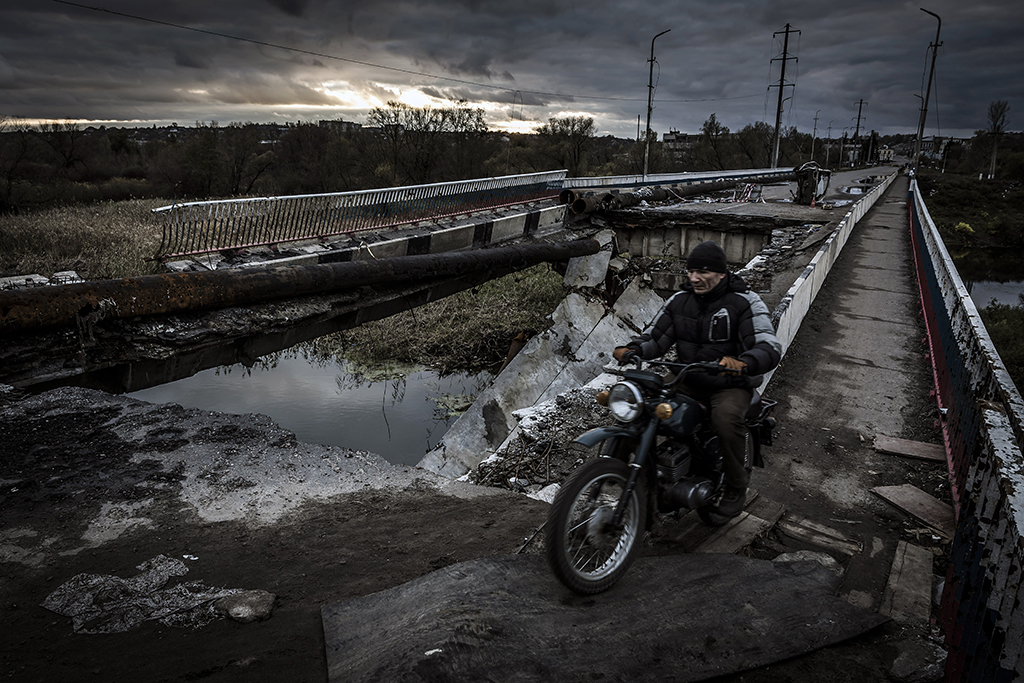 Urheberrechtlich geschuetzte Aufnahmen. Jede Verwendung ist honorarpflichtig und muss beim Urheber angezeigt werden!  [CREDIT: Lars Berg / WWW.LARSBERG.EU - Lars Berg, Von der Tinnenstrasse 13, 48145 Muenster, Germany, mobile +49 179 1379630, Bank: Commerzbank Mnster, IBAN: DE09 4008 0040 0600 9372 00 BIC: DRES DE FF 400, Finanzamt Muenster-Innenstadt, Steuernummer 337/5017/1774, USt-IdNr. DE247738150 - Verwendung nur gegen Namensnennung, Beleg und Honorar entsprechend aktueller MFMPreisliste zzgl. 7 Prozent MwSt - Bei der Verwendung ausserhalb journalistischer Berichterstattung (z.B. Werbung etc.) bitte vorher mit dem Autor Kontakt aufnehmen. Es wird grundsaetzlich keine Einholung von Persoenlichkeits-, Kunst- oder Markenrechten zugesichert, es sei denn, dies ist hier in der Bildbeschriftung ausdruecklich vermerkt. Die Einholung dieser Rechte obliegt dem Nutzer. Es gelten die unter WWW.LARSBERG.EU aufgefuehrten AGB. - NO MODEL RELEASE - ]