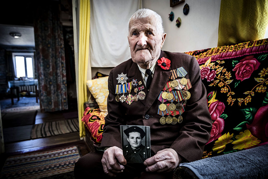 Urheberrechtlich geschuetzte Aufnahmen. Jede Verwendung ist honorarpflichtig und muss beim Urheber angezeigt werden!  [CREDIT: Lars Berg / WWW.LARSBERG.EU - Lars Berg, Von der Tinnenstrasse 13, 48145 Muenster, Germany, mobile +49 179 1379630, Bank: Commerzbank Mnster, IBAN: DE09 4008 0040 0600 9372 00 BIC: DRES DE FF 400, Finanzamt Muenster-Innenstadt, Steuernummer 337/5017/1774, USt-IdNr. DE247738150 - Verwendung nur gegen Namensnennung, Beleg und Honorar entsprechend aktueller MFMPreisliste zzgl. 7 Prozent MwSt - Bei der Verwendung ausserhalb journalistischer Berichterstattung (z.B. Werbung etc.) bitte vorher mit dem Autor Kontakt aufnehmen. Es wird grundsaetzlich keine Einholung von Persoenlichkeits-, Kunst- oder Markenrechten zugesichert, es sei denn, dies ist hier in der Bildbeschriftung ausdruecklich vermerkt. Die Einholung dieser Rechte obliegt dem Nutzer. Es gelten die unter WWW.LARSBERG.EU aufgefuehrten AGB. - NO MODEL RELEASE - ]