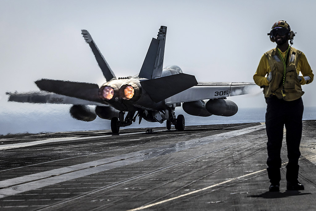 Urheberrechtlich geschuetzte Aufnahmen. Jede Verwendung ist honorarpflichtig und muss beim Urheber angezeigt werden!

[CREDIT: Lars Berg / WWW.LARSBERG.EU - Lars Berg, Von der Tinnenstrasse 13, 48145 Muenster, Germany, mobile +49 179 1379630, Bank: Commerzbank Mnster, IBAN: DE09 4008 0040 0600 9372 00 BIC: DRES DE FF 400, Finanzamt Muenster-Innenstadt, Steuernummer 337/5017/1774, USt-IdNr. DE247738150 - Verwendung nur gegen Namensnennung, Beleg und Honorar entsprechend aktueller MFMPreisliste zzgl. 7 Prozent MwSt - Bei der Verwendung ausserhalb journalistischer Berichterstattung (z.B. Werbung etc.) bitte vorher mit dem Autor Kontakt aufnehmen. Es wird grundsaetzlich keine Einholung von Persoenlichkeits-, Kunst- oder Markenrechten zugesichert, es sei denn, dies ist hier in der Bildbeschriftung ausdruecklich vermerkt. Die Einholung dieser Rechte obliegt dem Nutzer. Es gelten die unter WWW.LARSBERG.EU aufgefuehrten AGB. - NO MODEL RELEASE - ]