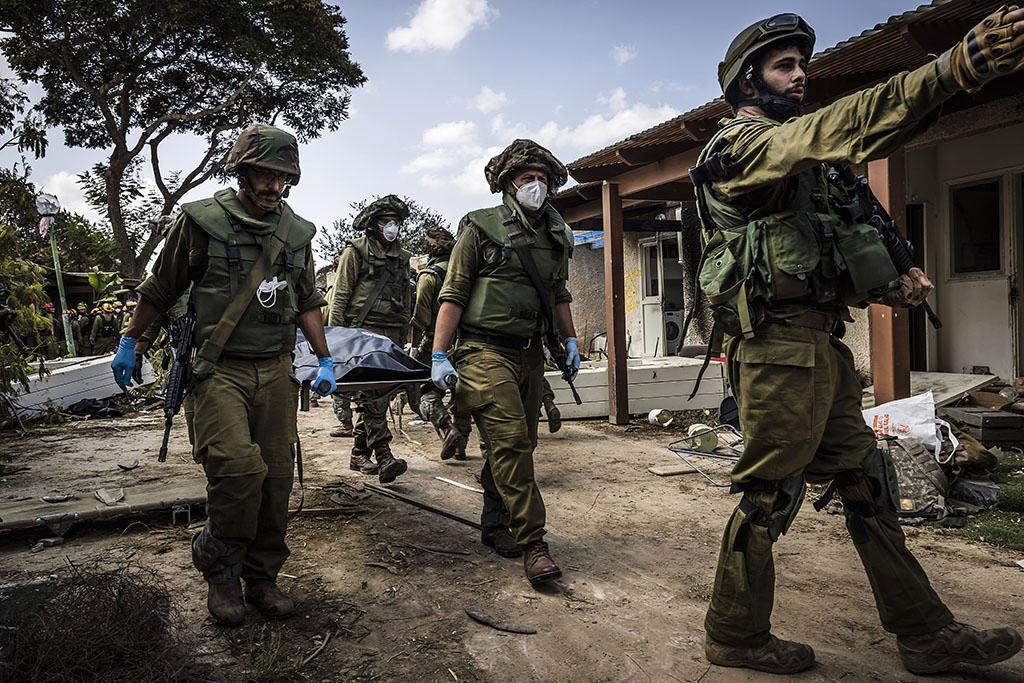 Urheberrechtlich geschuetzte Aufnahmen. Jede Verwendung ist honorarpflichtig und muss beim Urheber angezeigt werden!  [CREDIT: Lars Berg / WWW.LARSBERG.EU - Lars Berg, Von der Tinnenstrasse 13, 48145 Muenster, Germany, mobile +49 179 1379630, Bank: Commerzbank Mnster, IBAN: DE09 4008 0040 0600 9372 00 BIC: DRES DE FF 400, Finanzamt Muenster-Innenstadt, Steuernummer 337/5017/1774, USt-IdNr. DE247738150 - Verwendung nur gegen Namensnennung, Beleg und Honorar entsprechend aktueller MFMPreisliste zzgl. 7 Prozent MwSt - Bei der Verwendung ausserhalb journalistischer Berichterstattung (z.B. Werbung etc.) bitte vorher mit dem Autor Kontakt aufnehmen. Es wird grundsaetzlich keine Einholung von Persoenlichkeits-, Kunst- oder Markenrechten zugesichert, es sei denn, dies ist hier in der Bildbeschriftung ausdruecklich vermerkt. Die Einholung dieser Rechte obliegt dem Nutzer. Es gelten die unter WWW.LARSBERG.EU aufgefuehrten AGB. - NO MODEL RELEASE - ]