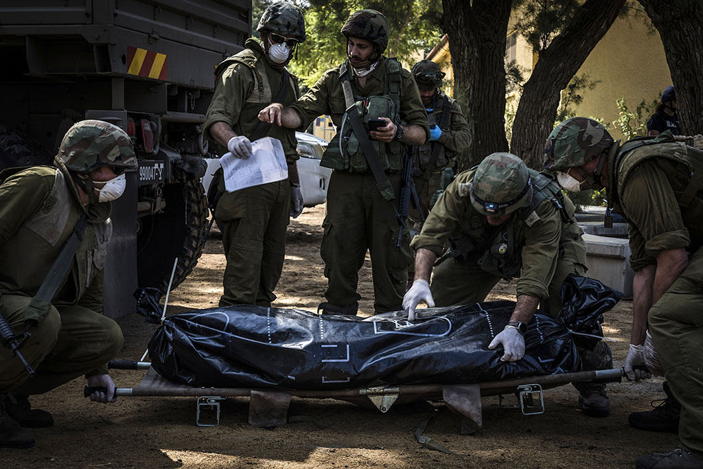 Urheberrechtlich geschuetzte Aufnahmen. Jede Verwendung ist honorarpflichtig und muss beim Urheber angezeigt werden!  [CREDIT: Lars Berg / WWW.LARSBERG.EU - Lars Berg, Von der Tinnenstrasse 13, 48145 Muenster, Germany, mobile +49 179 1379630, Bank: Commerzbank Mnster, IBAN: DE09 4008 0040 0600 9372 00 BIC: DRES DE FF 400, Finanzamt Muenster-Innenstadt, Steuernummer 337/5017/1774, USt-IdNr. DE247738150 - Verwendung nur gegen Namensnennung, Beleg und Honorar entsprechend aktueller MFMPreisliste zzgl. 7 Prozent MwSt - Bei der Verwendung ausserhalb journalistischer Berichterstattung (z.B. Werbung etc.) bitte vorher mit dem Autor Kontakt aufnehmen. Es wird grundsaetzlich keine Einholung von Persoenlichkeits-, Kunst- oder Markenrechten zugesichert, es sei denn, dies ist hier in der Bildbeschriftung ausdruecklich vermerkt. Die Einholung dieser Rechte obliegt dem Nutzer. Es gelten die unter WWW.LARSBERG.EU aufgefuehrten AGB. - NO MODEL RELEASE - ]