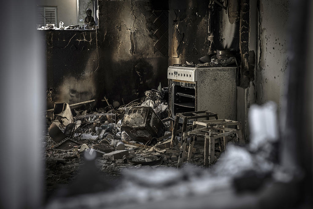 Urheberrechtlich geschuetzte Aufnahmen. Jede Verwendung ist honorarpflichtig und muss beim Urheber angezeigt werden!  [CREDIT: Lars Berg / WWW.LARSBERG.EU - Lars Berg, Von der Tinnenstrasse 13, 48145 Muenster, Germany, mobile +49 179 1379630, Bank: Commerzbank Mnster, IBAN: DE09 4008 0040 0600 9372 00 BIC: DRES DE FF 400, Finanzamt Muenster-Innenstadt, Steuernummer 337/5017/1774, USt-IdNr. DE247738150 - Verwendung nur gegen Namensnennung, Beleg und Honorar entsprechend aktueller MFMPreisliste zzgl. 7 Prozent MwSt - Bei der Verwendung ausserhalb journalistischer Berichterstattung (z.B. Werbung etc.) bitte vorher mit dem Autor Kontakt aufnehmen. Es wird grundsaetzlich keine Einholung von Persoenlichkeits-, Kunst- oder Markenrechten zugesichert, es sei denn, dies ist hier in der Bildbeschriftung ausdruecklich vermerkt. Die Einholung dieser Rechte obliegt dem Nutzer. Es gelten die unter WWW.LARSBERG.EU aufgefuehrten AGB. - NO MODEL RELEASE - ]