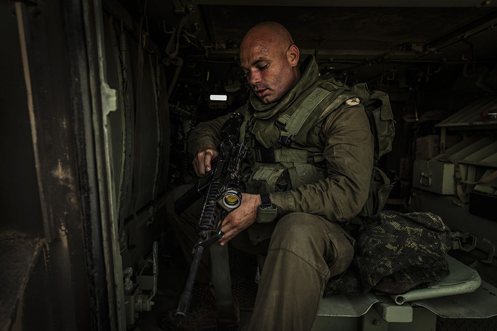 Urheberrechtlich geschuetzte Aufnahmen. Jede Verwendung ist honorarpflichtig und muss beim Urheber angezeigt werden!  [CREDIT: Lars Berg / WWW.LARSBERG.EU - Lars Berg, Von der Tinnenstrasse 13, 48145 Muenster, Germany, mobile +49 179 1379630, Bank: Commerzbank Mnster, IBAN: DE09 4008 0040 0600 9372 00 BIC: DRES DE FF 400, Finanzamt Muenster-Innenstadt, Steuernummer 337/5017/1774, USt-IdNr. DE247738150 - Verwendung nur gegen Namensnennung, Beleg und Honorar entsprechend aktueller MFMPreisliste zzgl. 7 Prozent MwSt - Bei der Verwendung ausserhalb journalistischer Berichterstattung (z.B. Werbung etc.) bitte vorher mit dem Autor Kontakt aufnehmen. Es wird grundsaetzlich keine Einholung von Persoenlichkeits-, Kunst- oder Markenrechten zugesichert, es sei denn, dies ist hier in der Bildbeschriftung ausdruecklich vermerkt. Die Einholung dieser Rechte obliegt dem Nutzer. Es gelten die unter WWW.LARSBERG.EU aufgefuehrten AGB. - NO MODEL RELEASE - ]