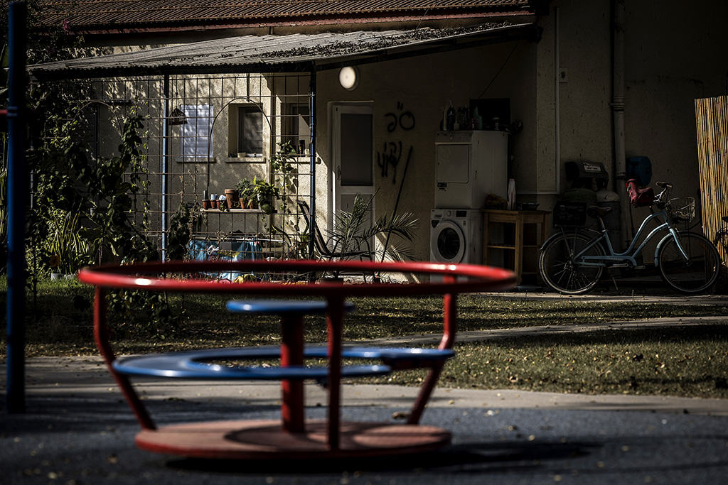 Urheberrechtlich geschuetzte Aufnahmen. Jede Verwendung ist honorarpflichtig und muss beim Urheber angezeigt werden!  [CREDIT: Lars Berg / WWW.LARSBERG.EU - Lars Berg, Von der Tinnenstrasse 13, 48145 Muenster, Germany, mobile +49 179 1379630, Bank: Commerzbank Mnster, IBAN: DE09 4008 0040 0600 9372 00 BIC: DRES DE FF 400, Finanzamt Muenster-Innenstadt, Steuernummer 337/5017/1774, USt-IdNr. DE247738150 - Verwendung nur gegen Namensnennung, Beleg und Honorar entsprechend aktueller MFMPreisliste zzgl. 7 Prozent MwSt - Bei der Verwendung ausserhalb journalistischer Berichterstattung (z.B. Werbung etc.) bitte vorher mit dem Autor Kontakt aufnehmen. Es wird grundsaetzlich keine Einholung von Persoenlichkeits-, Kunst- oder Markenrechten zugesichert, es sei denn, dies ist hier in der Bildbeschriftung ausdruecklich vermerkt. Die Einholung dieser Rechte obliegt dem Nutzer. Es gelten die unter WWW.LARSBERG.EU aufgefuehrten AGB. - NO MODEL RELEASE - ]