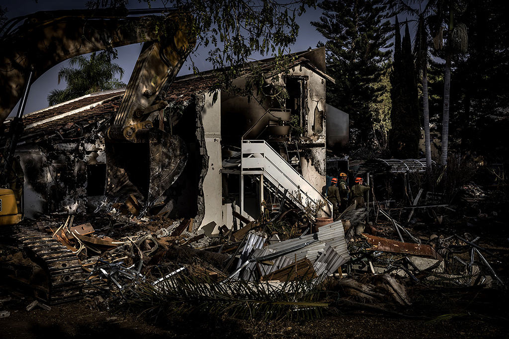 Urheberrechtlich geschuetzte Aufnahmen. Jede Verwendung ist honorarpflichtig und muss beim Urheber angezeigt werden!  [CREDIT: Lars Berg / WWW.LARSBERG.EU - Lars Berg, Von der Tinnenstrasse 13, 48145 Muenster, Germany, mobile +49 179 1379630, Bank: Commerzbank Mnster, IBAN: DE09 4008 0040 0600 9372 00 BIC: DRES DE FF 400, Finanzamt Muenster-Innenstadt, Steuernummer 337/5017/1774, USt-IdNr. DE247738150 - Verwendung nur gegen Namensnennung, Beleg und Honorar entsprechend aktueller MFMPreisliste zzgl. 7 Prozent MwSt - Bei der Verwendung ausserhalb journalistischer Berichterstattung (z.B. Werbung etc.) bitte vorher mit dem Autor Kontakt aufnehmen. Es wird grundsaetzlich keine Einholung von Persoenlichkeits-, Kunst- oder Markenrechten zugesichert, es sei denn, dies ist hier in der Bildbeschriftung ausdruecklich vermerkt. Die Einholung dieser Rechte obliegt dem Nutzer. Es gelten die unter WWW.LARSBERG.EU aufgefuehrten AGB. - NO MODEL RELEASE - ]