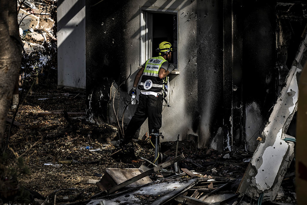 Urheberrechtlich geschuetzte Aufnahmen. Jede Verwendung ist honorarpflichtig und muss beim Urheber angezeigt werden!  [CREDIT: Lars Berg / WWW.LARSBERG.EU - Lars Berg, Von der Tinnenstrasse 13, 48145 Muenster, Germany, mobile +49 179 1379630, Bank: Commerzbank Mnster, IBAN: DE09 4008 0040 0600 9372 00 BIC: DRES DE FF 400, Finanzamt Muenster-Innenstadt, Steuernummer 337/5017/1774, USt-IdNr. DE247738150 - Verwendung nur gegen Namensnennung, Beleg und Honorar entsprechend aktueller MFMPreisliste zzgl. 7 Prozent MwSt - Bei der Verwendung ausserhalb journalistischer Berichterstattung (z.B. Werbung etc.) bitte vorher mit dem Autor Kontakt aufnehmen. Es wird grundsaetzlich keine Einholung von Persoenlichkeits-, Kunst- oder Markenrechten zugesichert, es sei denn, dies ist hier in der Bildbeschriftung ausdruecklich vermerkt. Die Einholung dieser Rechte obliegt dem Nutzer. Es gelten die unter WWW.LARSBERG.EU aufgefuehrten AGB. - NO MODEL RELEASE - ]